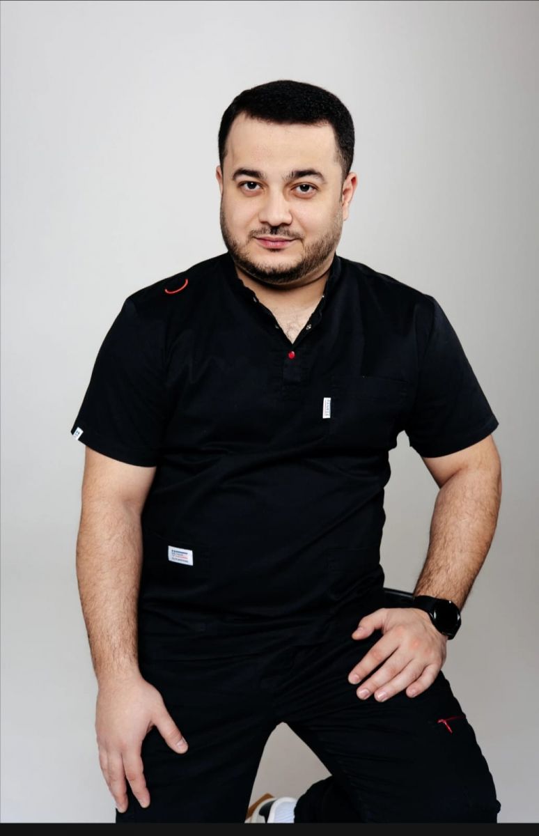 Вафаев Бекзод Сухробович - врач высшей категории, кандидат медицинских наук, стоматолог - ортопед, хирург